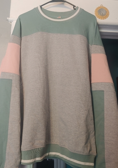 Crewneck Sweater Men's BRAND NEW - Picture 1 of 14
